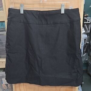 S.C. & CO Size 10 Black Pull On Tummy Control Skort